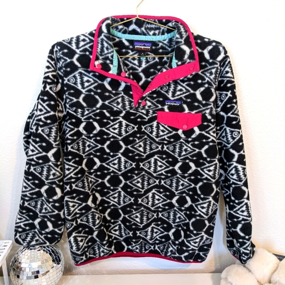 Patagonia Jackets & Blazers - Patagonia Synchilla Snap-T fleece pullover ikat fish patterned medium